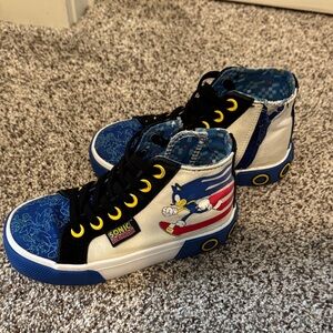 Kids sonic High-Top Sneakers - toddler size 10